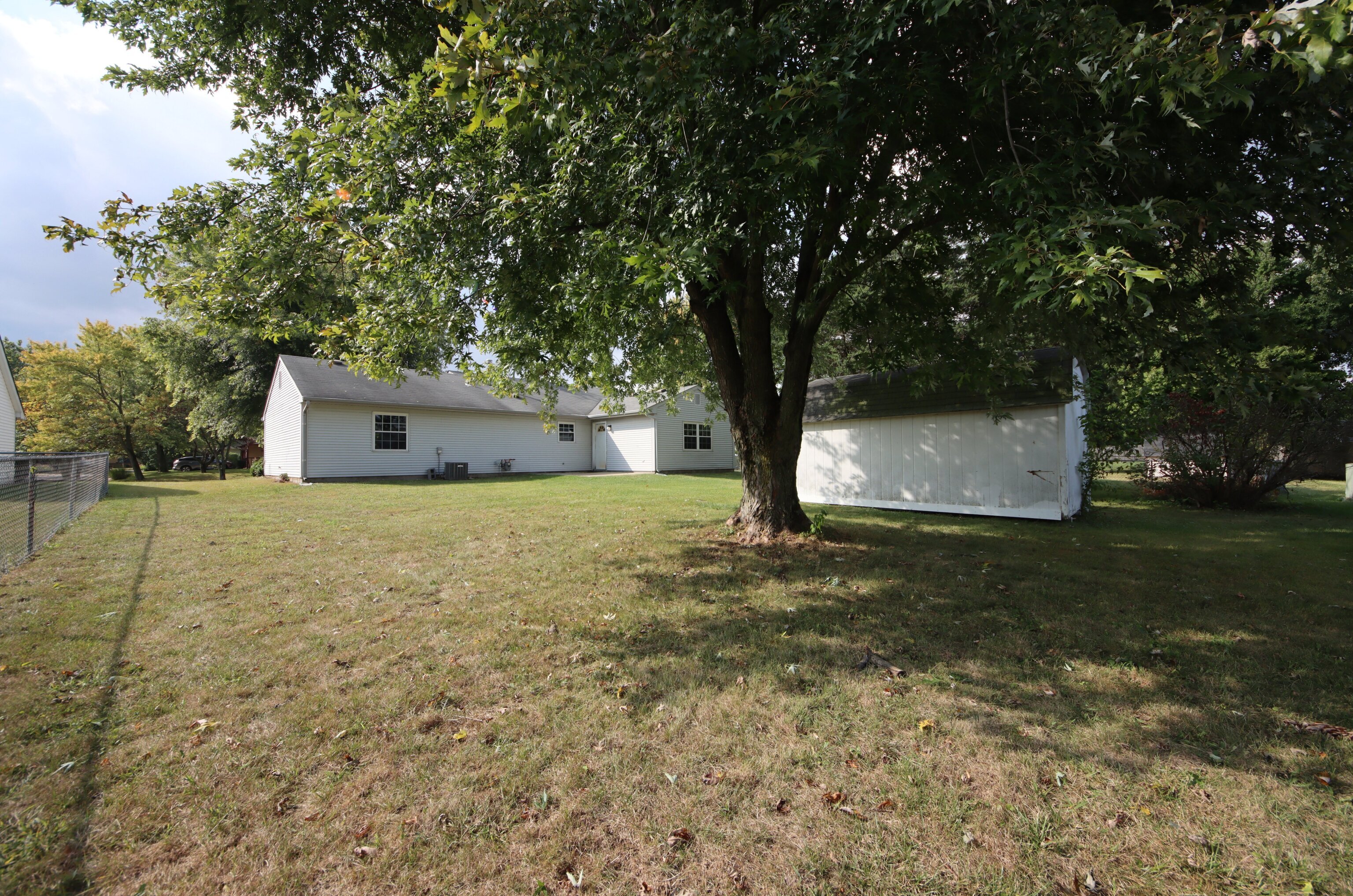 6847 Kellum Drive Indianapolis, IN 46221 - Photo 9 of 19