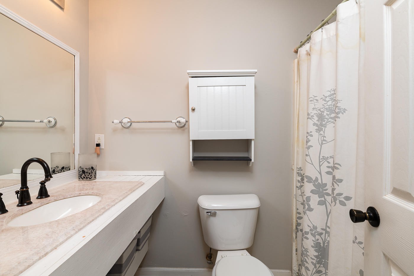 3508 Wexgate Road Knoxville, TN 37931 - Photo 12 of 17 a bathroom with a toilet sink and shower