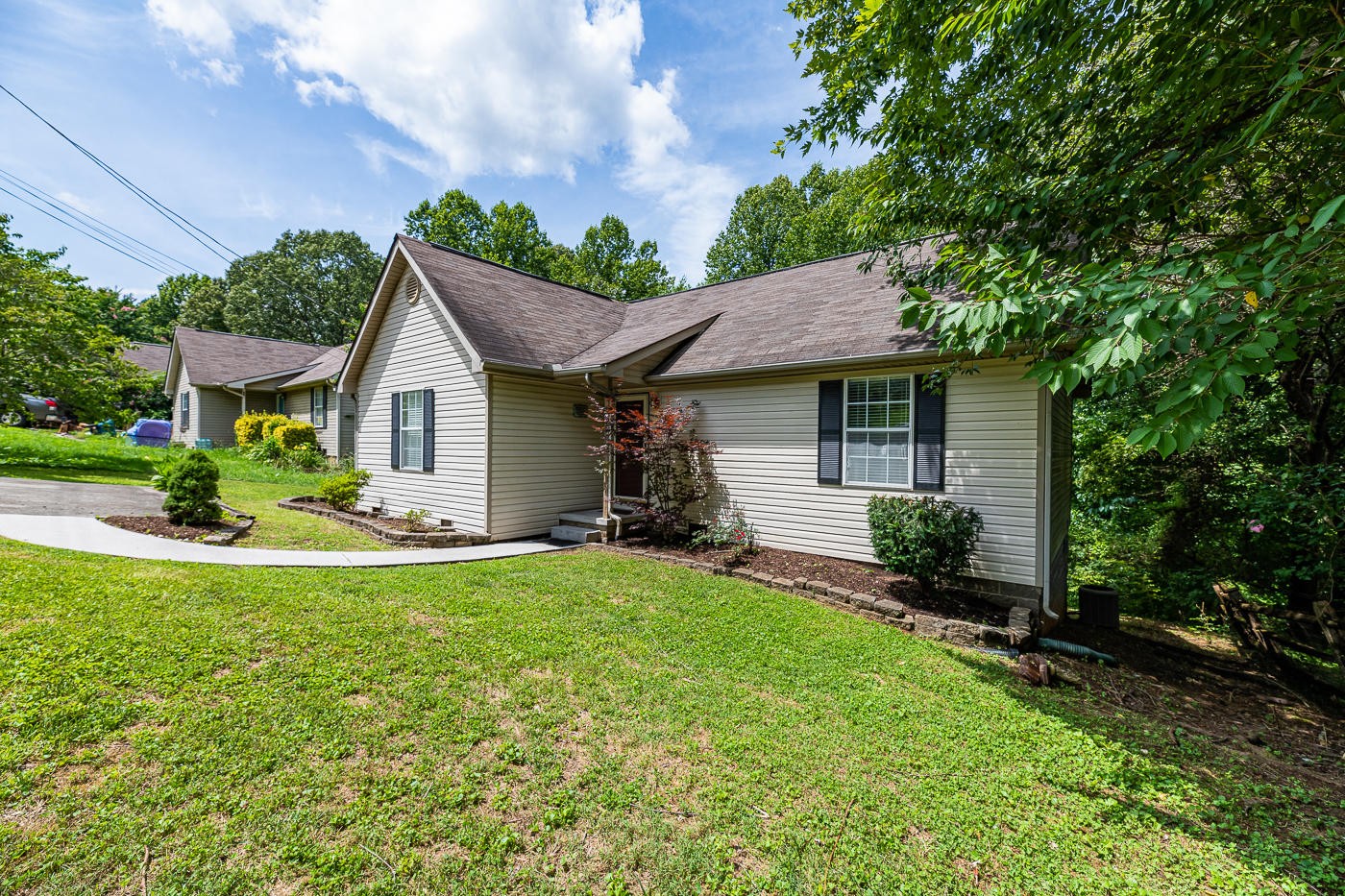 3508 Wexgate Road Knoxville, TN 37931 - Photo 3 of 17 a front view of a house with a yard