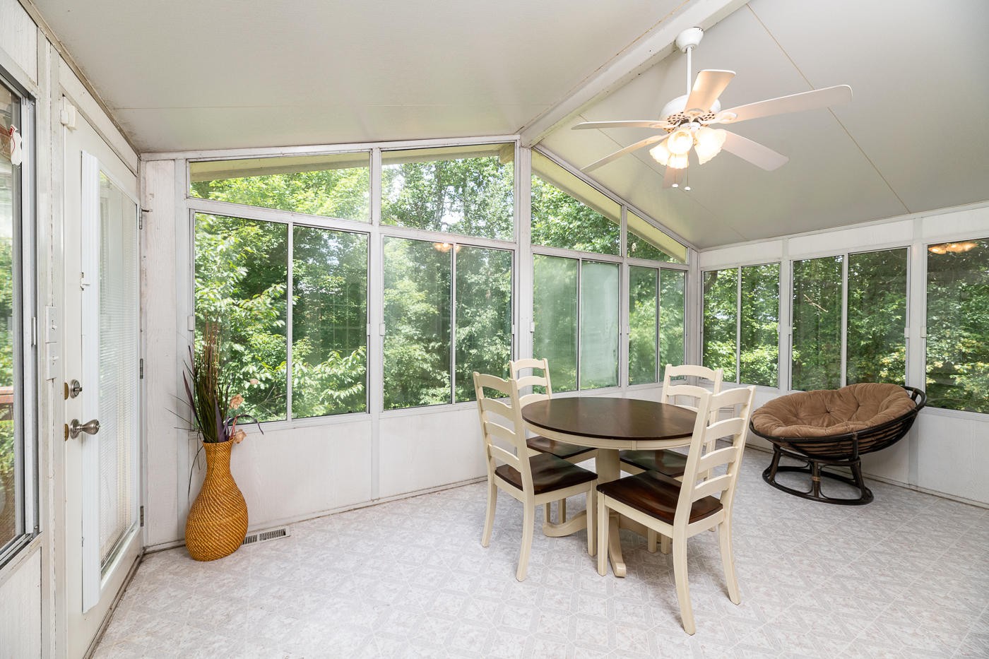 3508 Wexgate Road Knoxville, TN 37931 - Photo 9 of 17 a living room with furniture and a large window