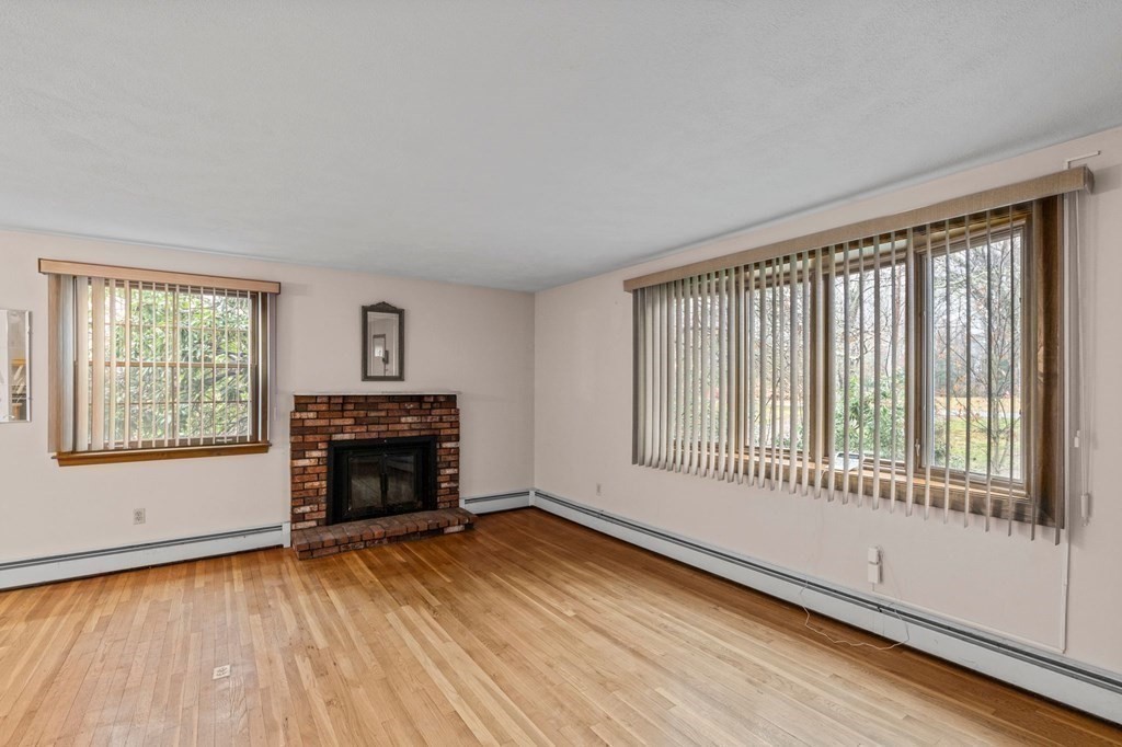 197 Chestnut Street Rehoboth, MA 02769 - Photo 11 of 36