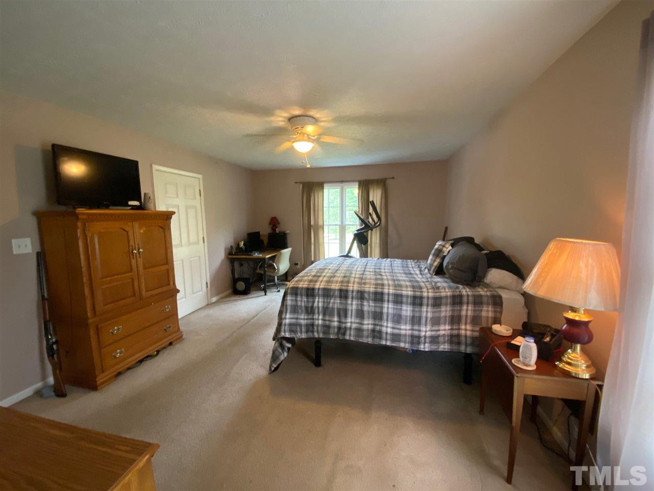 2291 Satterwhite Point Road Henderson, NC 27537 - Photo 8 of 24 Gallery Image 8