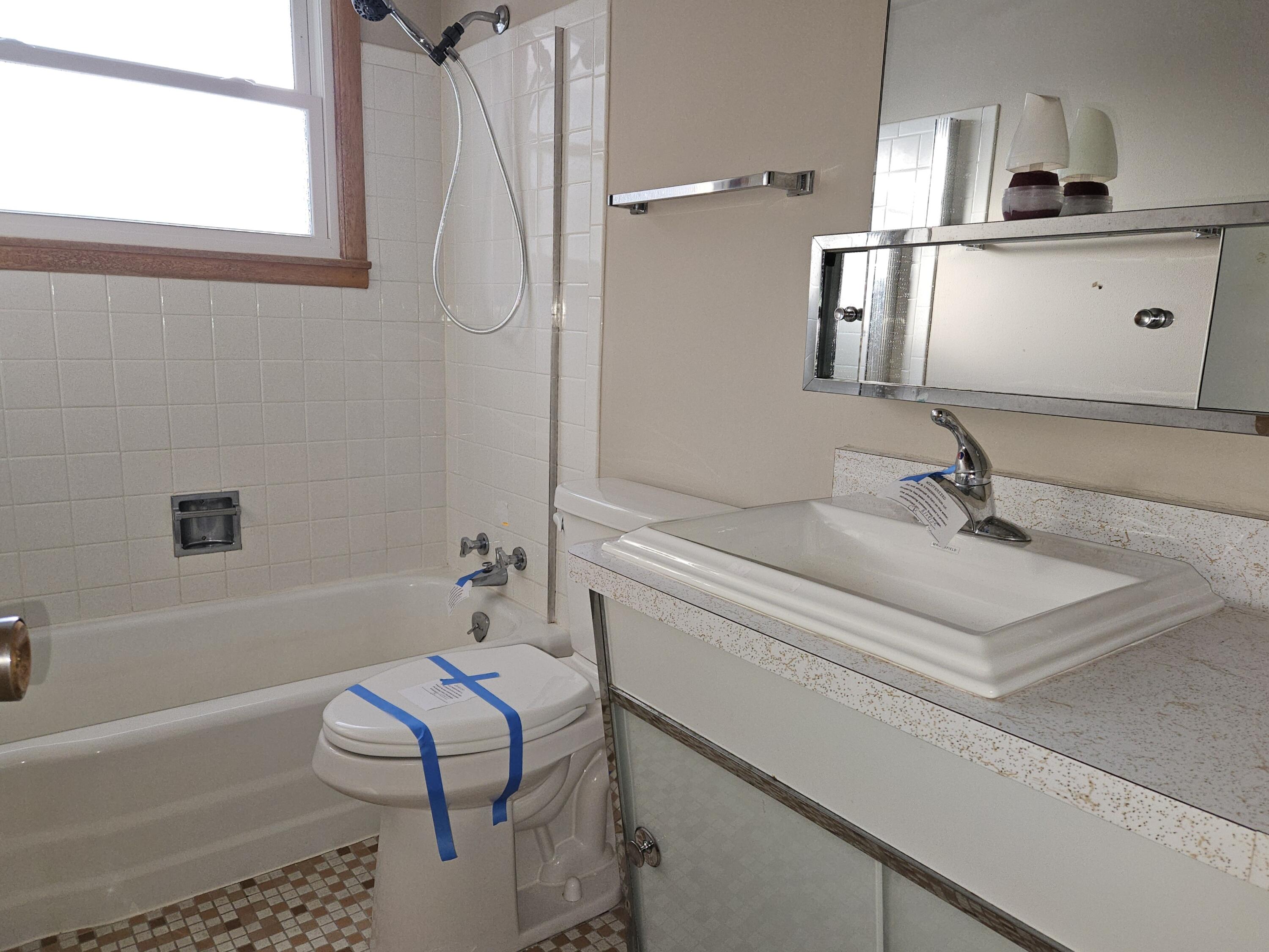 603 Norris Street Beaver Dam, WI 53916 - Photo 18 of 27 Bathroom2