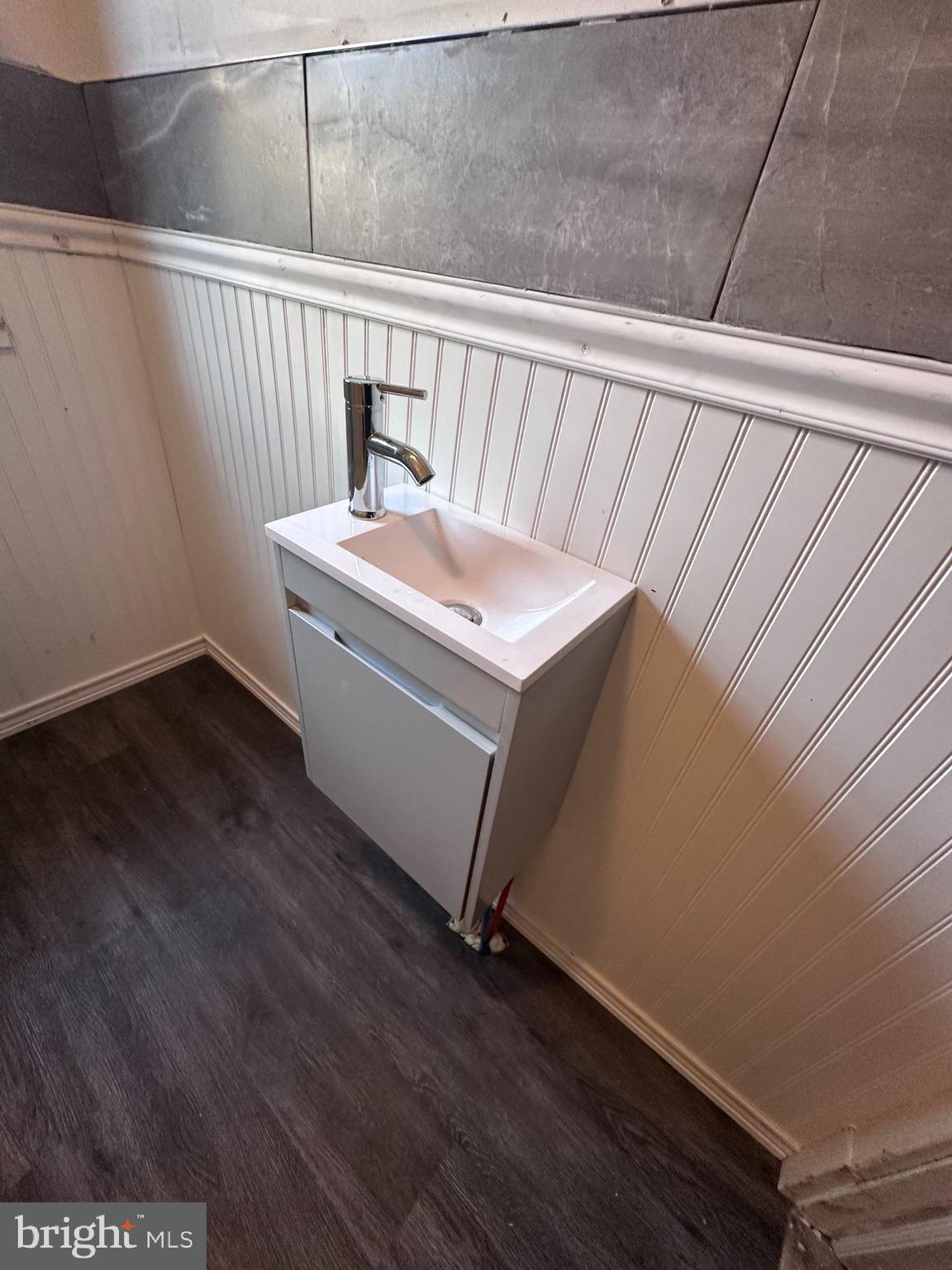 4719 Rittenhouse Street Riverdale, MD 20737 - Photo 11 of 15 a utility room with a window