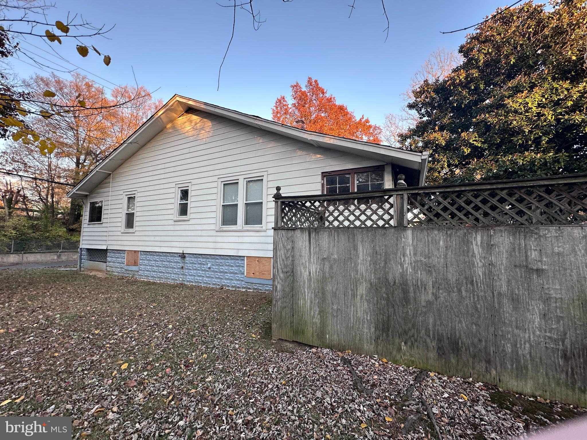 4719 Rittenhouse Street Riverdale, MD 20737 - Photo 2 of 15 a backyard of a house
