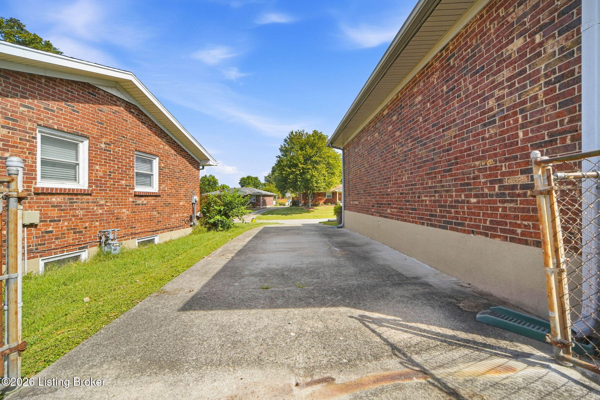 2604 Alps Road Louisville, KY 40216 - Photo 47 of 63 47-web-or-mls-2605 Alps Rd-47
