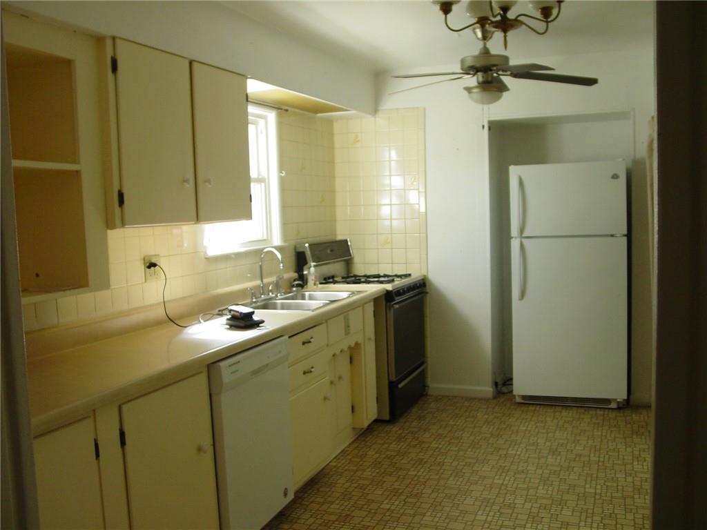 1524 North Kenmore Road Indianapolis, IN 46219 - Photo 5 of 16 Gallery Image 5