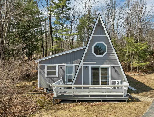 $399,000 | 1 East Bluff Highlands, Unit 18, Meredith, NH 03253