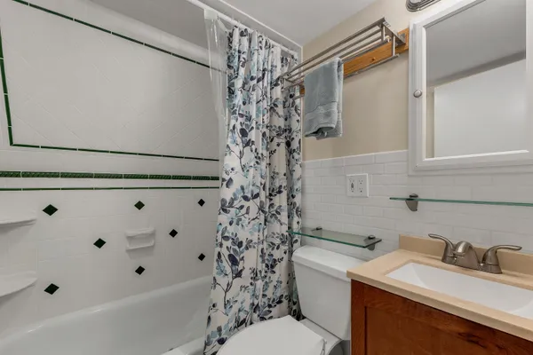 $399,000 | 1 East Bluff Highlands, Unit 18, Meredith, NH 03253