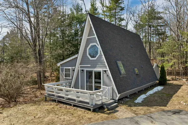$399,000 | 1 East Bluff Highlands, Unit 18, Meredith, NH 03253