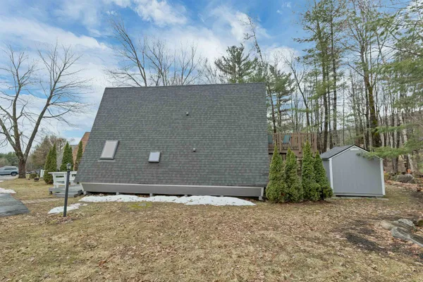 $399,000 | 1 East Bluff Highlands, Unit 18, Meredith, NH 03253