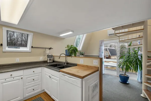 $399,000 | 1 East Bluff Highlands, Unit 18, Meredith, NH 03253