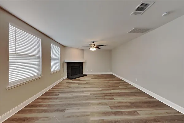 $2,175 | 544 Laurel Lane, Fate, TX 75087