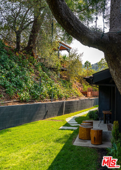 16666 Oldham Street Encino, CA 91436 - Photo 39 of 43 a view of a back yard