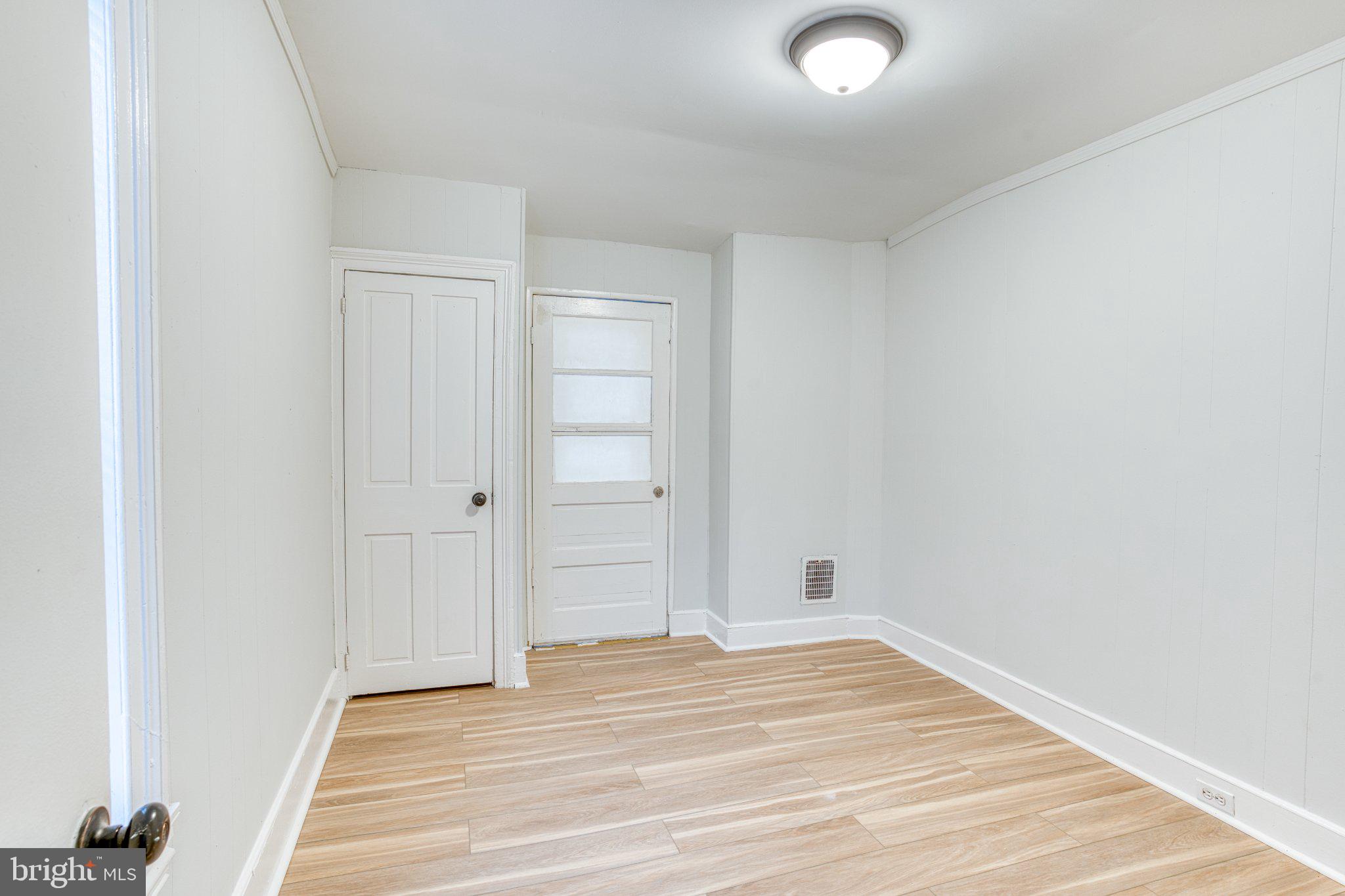 75 Ellis Street Haddonfield, NJ 08033 - Photo 17 of 22 Bright and airy blank canvas space.