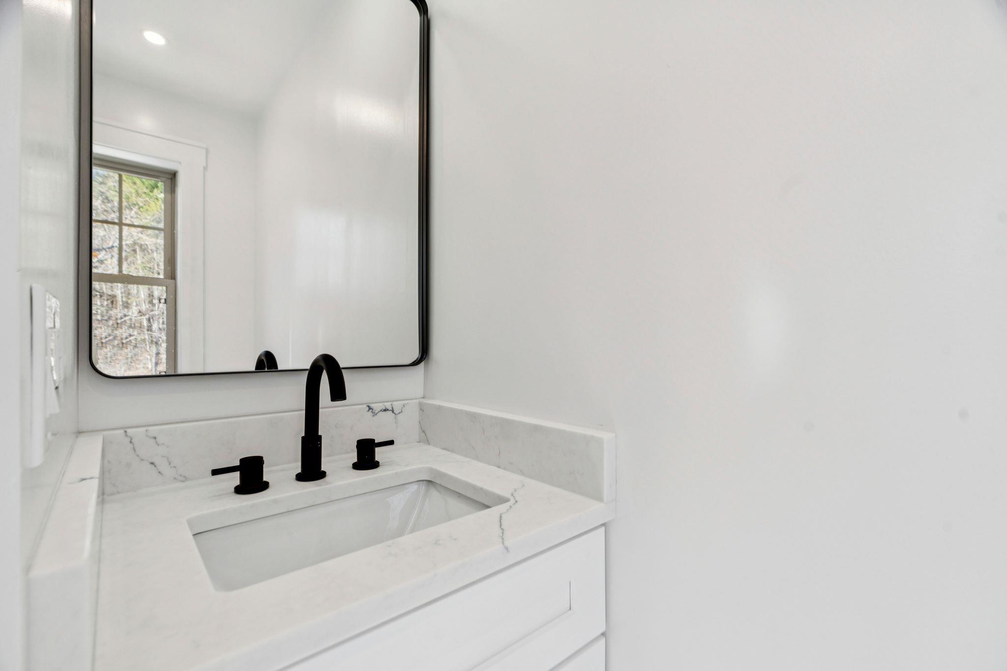 96 East Randolph Road Chelsea, VT 05038 - Photo 21 of 39