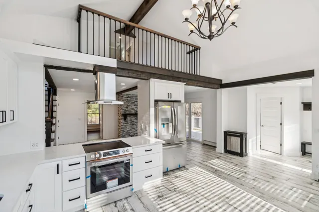 $450,000 | 96 East Randolph Road, Chelsea, VT 05038