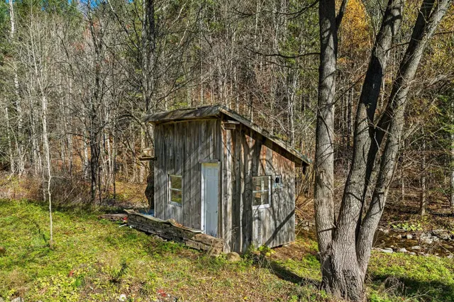 $450,000 | 96 East Randolph Road, Chelsea, VT 05038