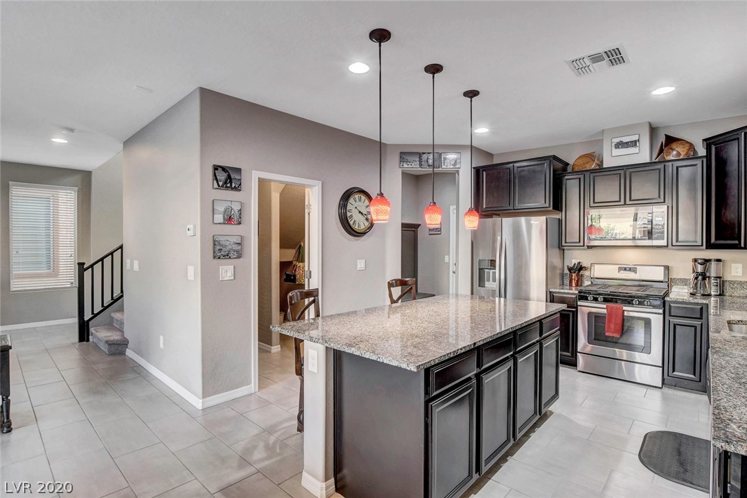 10958 Bluebell Basin Road Las Vegas, NV 89179 - Photo 12 of 45