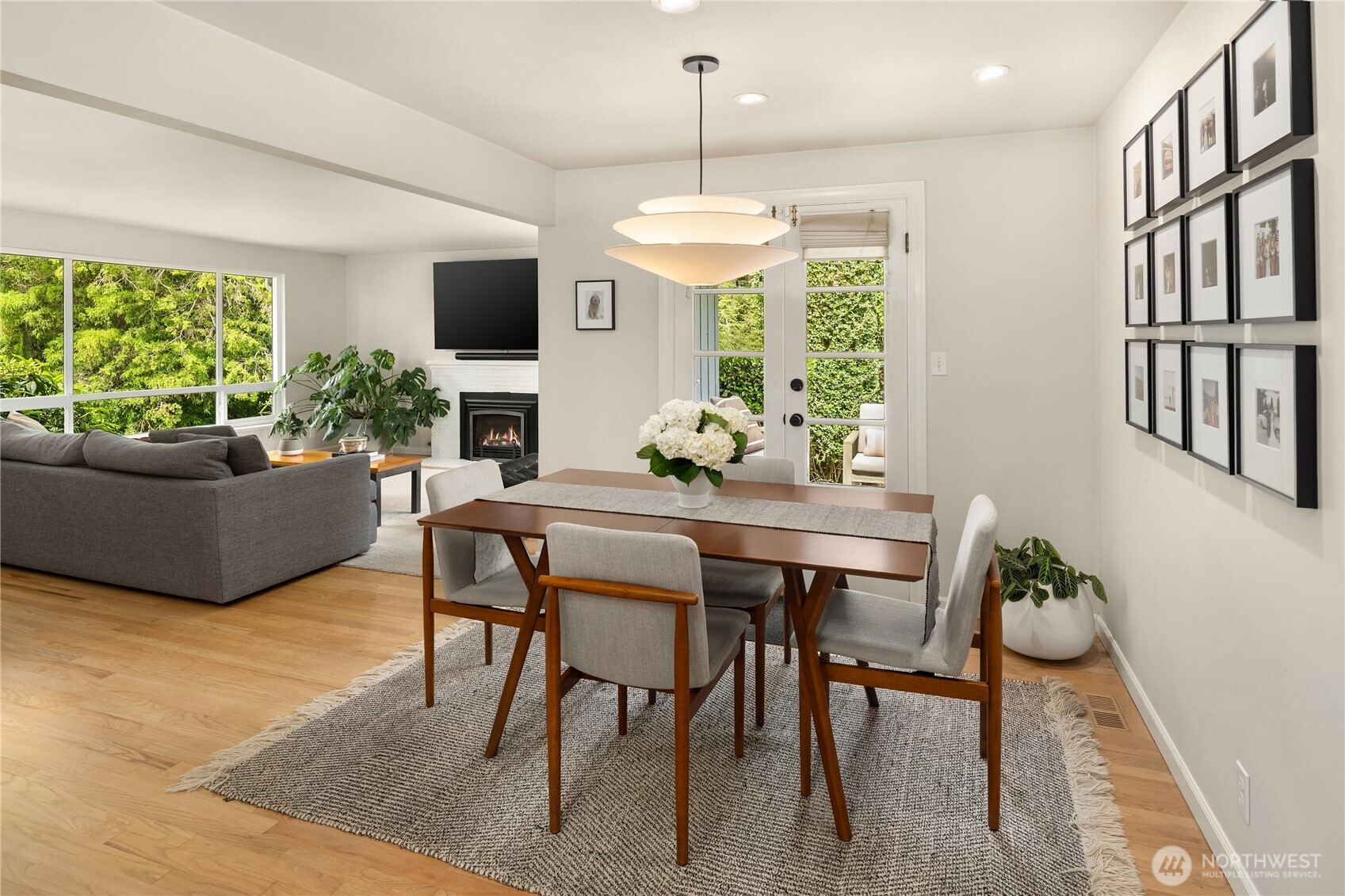 717 West Cremona Street Seattle, WA 98119 - Photo 10 of 30