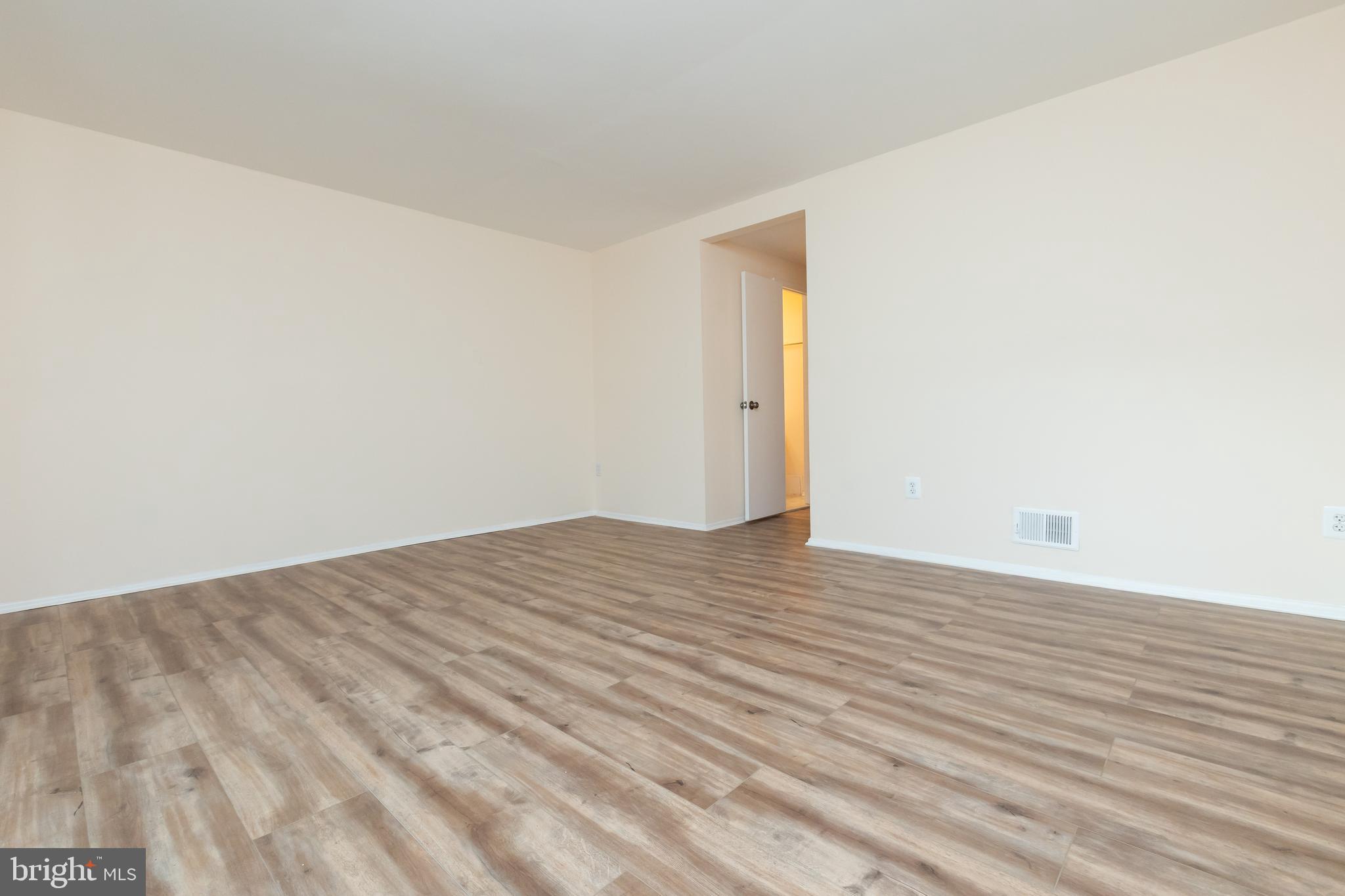9752 Early Spring Way Columbia, MD 21046 - Photo 39 of 49 Gallery Image 39