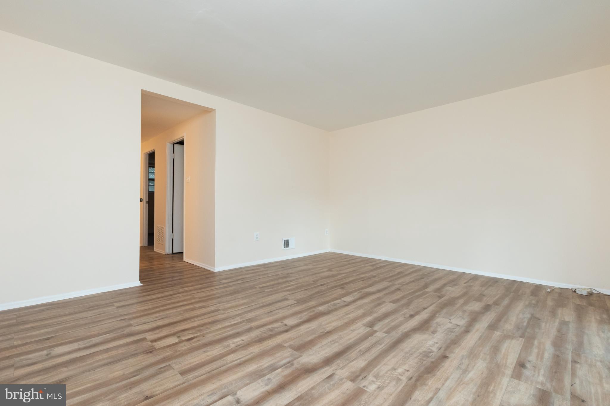 9752 Early Spring Way Columbia, MD 21046 - Photo 40 of 49 Gallery Image 40