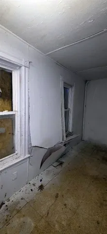 $39,900 | 28 Bayless Avenue, Binghamton, NY 13903