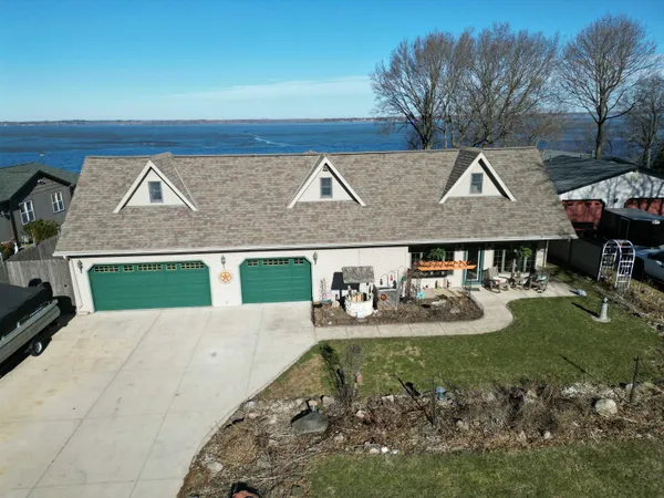 $1,300,000 | N593 Blackhawk Bluff Drive, Milton, WI 53563