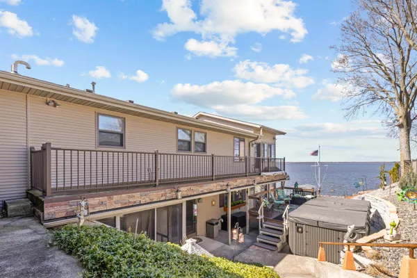 $1,300,000 | N593 Blackhawk Bluff Drive, Milton, WI 53563