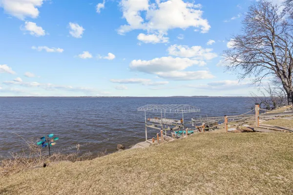 $1,300,000 | N593 Blackhawk Bluff Drive, Milton, WI 53563