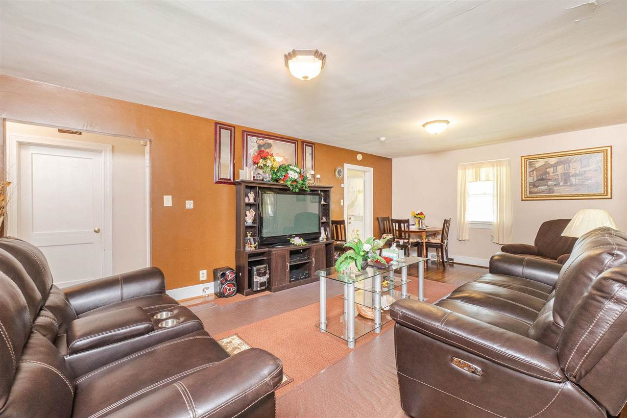 2320 Hillandale Road Durham, NC 27705 - Photo 4 of 17 Photo 4