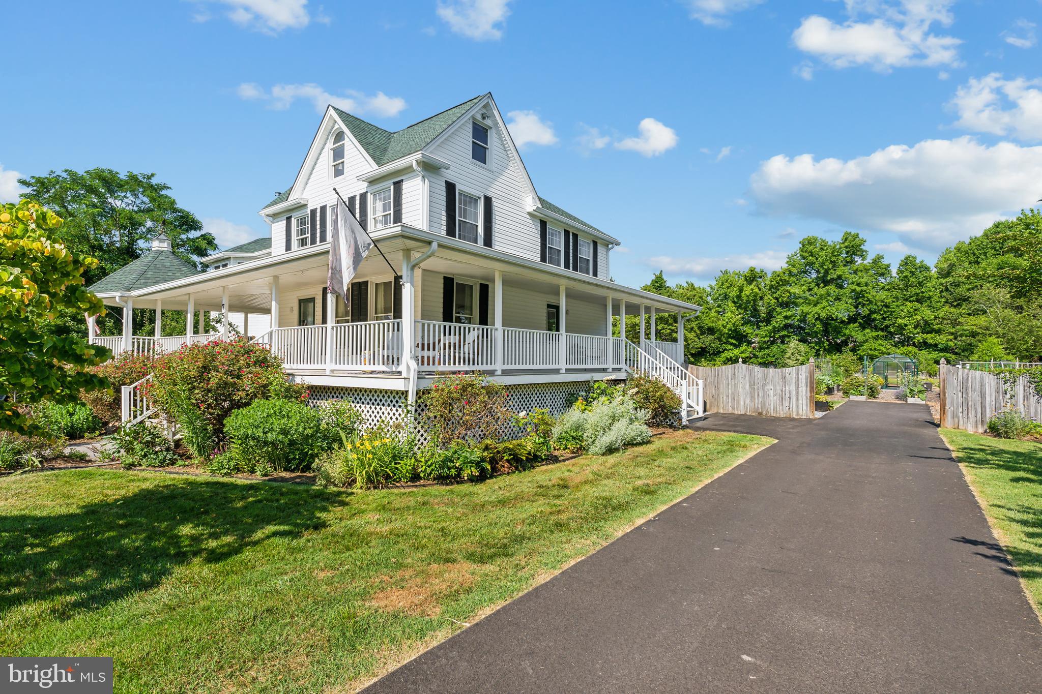 753 Masons Beach Road Deale, MD 20751 - Photo 3 of 61