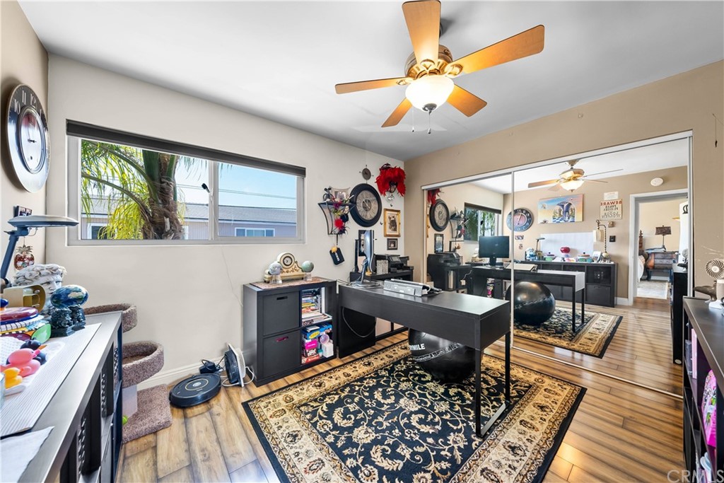 141 Corona Avenue, Unit 2 Long Beach, CA 90803 - Photo 15 of 23