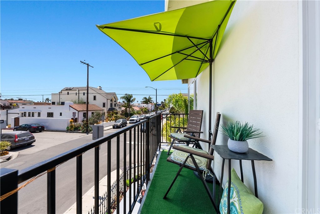 141 Corona Avenue, Unit 2 Long Beach, CA 90803 - Photo 18 of 23