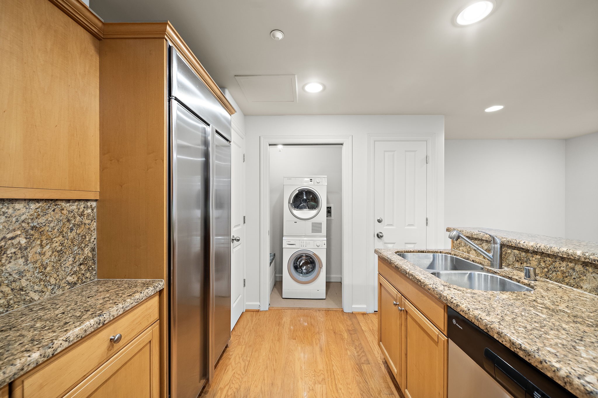 914 Main Street, Unit 1105 Houston, TX 77002 - Photo 3 of 22