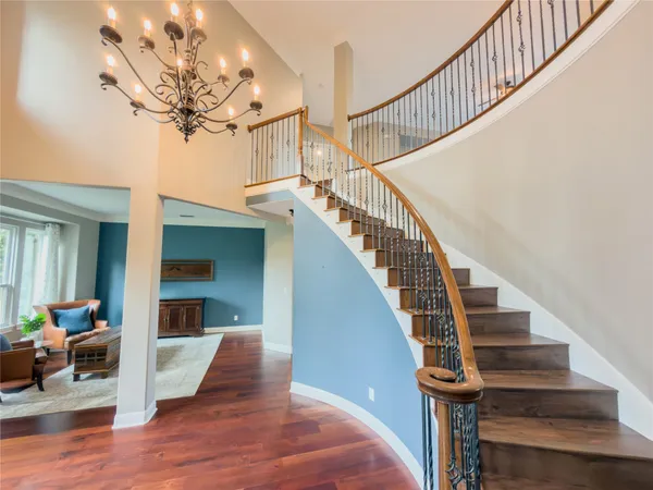 $2,250,000 | 2611 Demona Drive, Austin, TX 78733