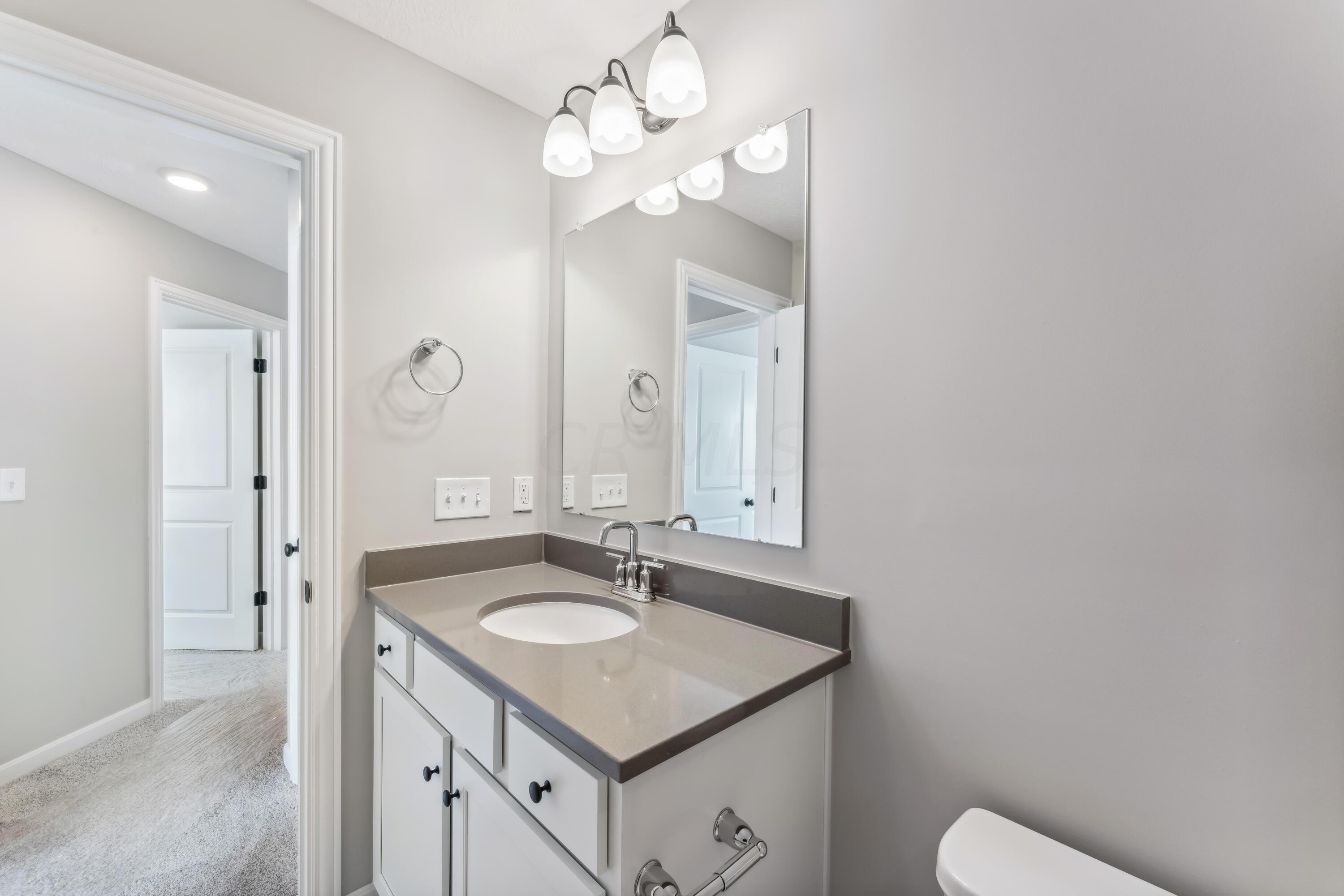 44 Chambers Bay Road Commercial Point, OH 43116 - Photo 40 of 47 Bathroom