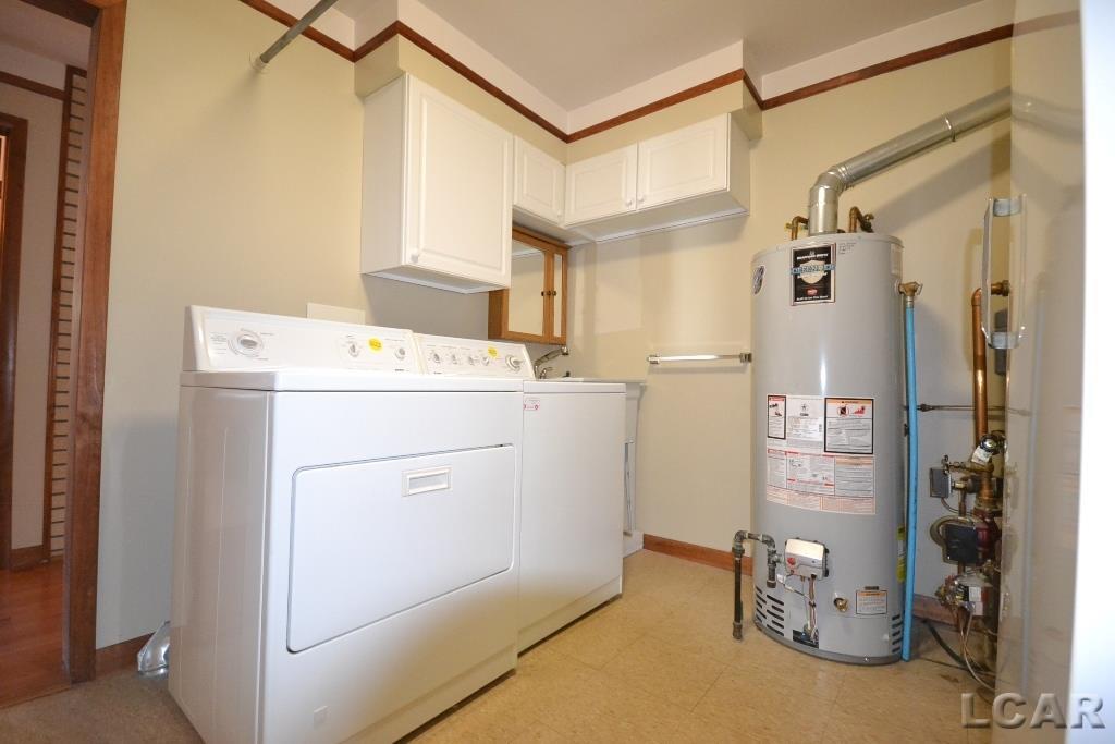 38828 Wade Road Romulus, MI 48174 - Photo 18 of 29 50143853-8973eeef-43cf-49b1-941a-8d709c68dc7e.JPG