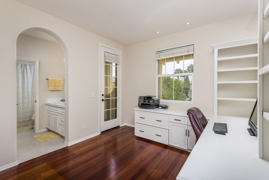 1356 Ranch Road Encinitas, CA 92024 - Photo 20 of 25 Wood floors in all of the bedrooms!