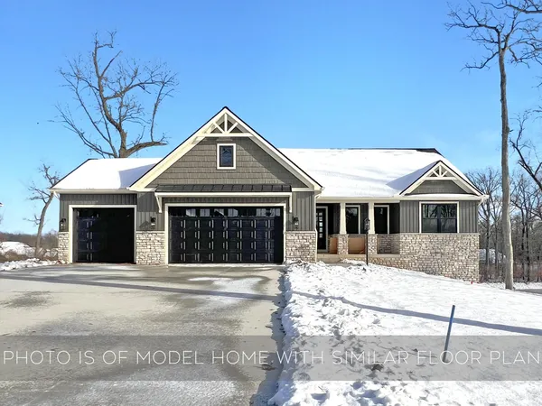 $649,999 | 11509 New Trails Drive, Osceola, IN 46561