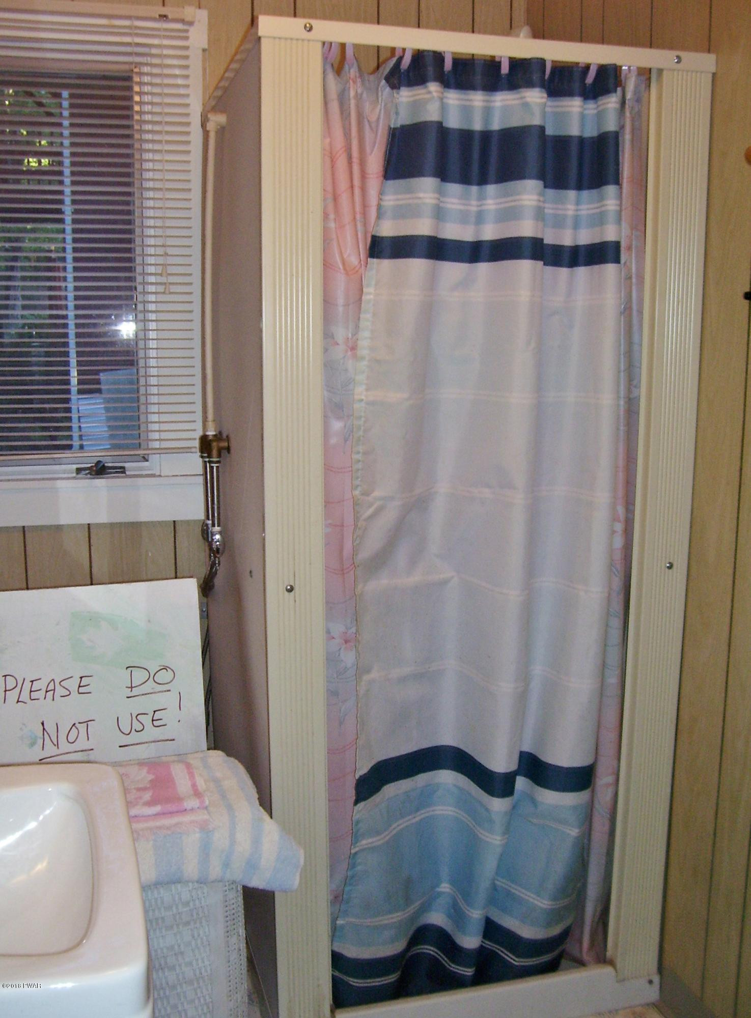 158 A Perry Road Greentown, PA 18426 - Photo 14 of 46 Bathroom