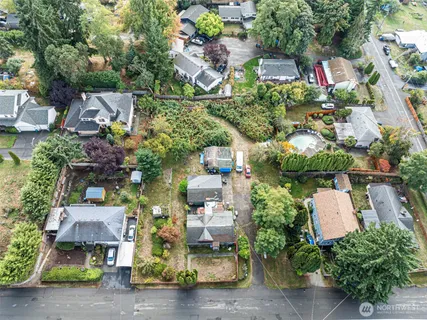 an aerial view of multiple house