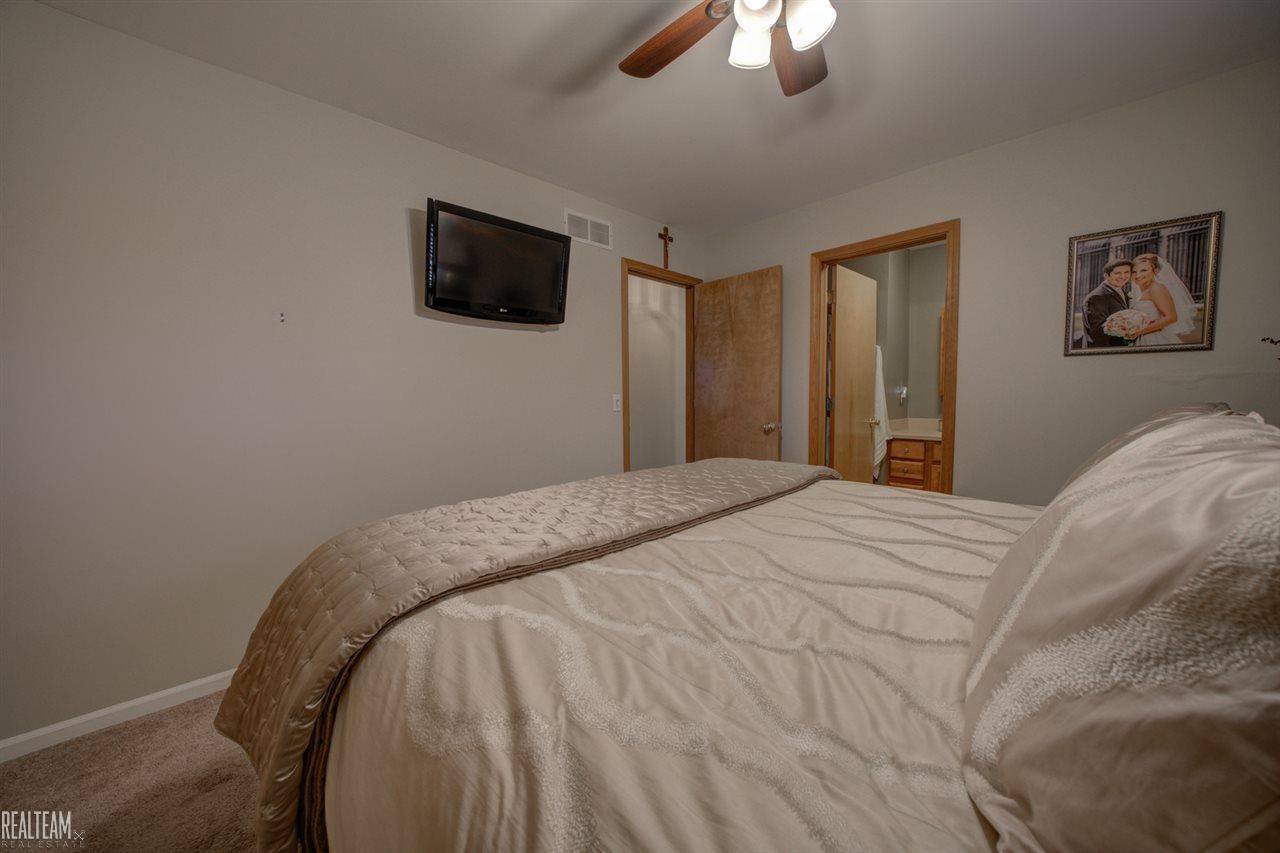 1753 Ruby Avenue Rochester Hills, MI 48309 - Photo 26 of 33