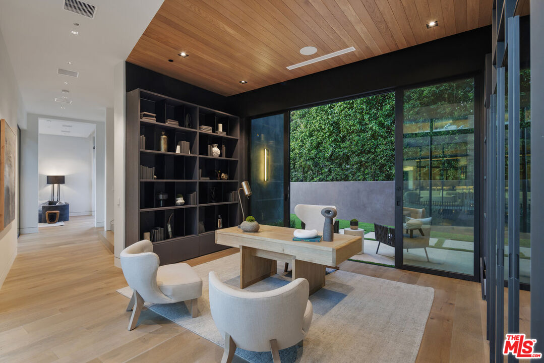 615 North Faring Road Los Angeles, CA 90077 - Photo 20 of 26