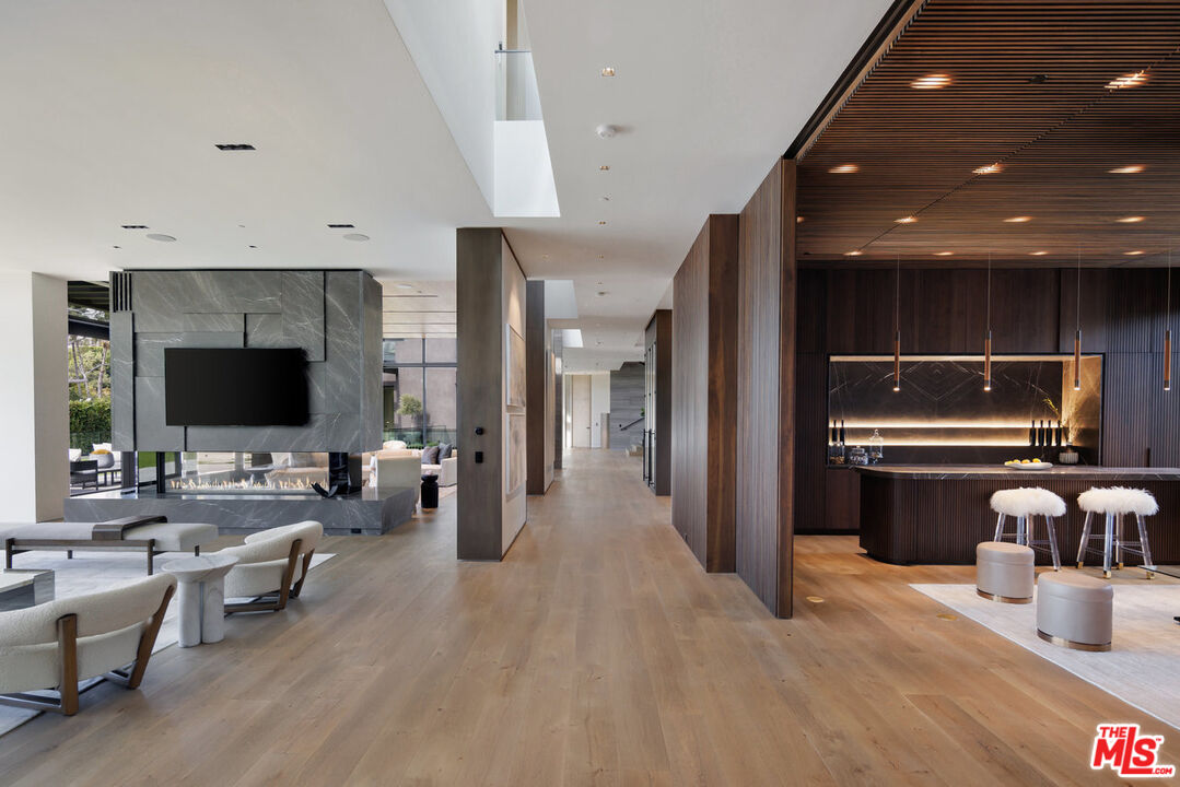 615 North Faring Road Los Angeles, CA 90077 - Photo 7 of 26