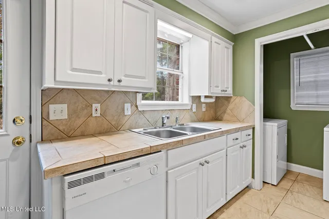 $155,000 | 1811 Meadowbrook Road, Jackson, MS 39211