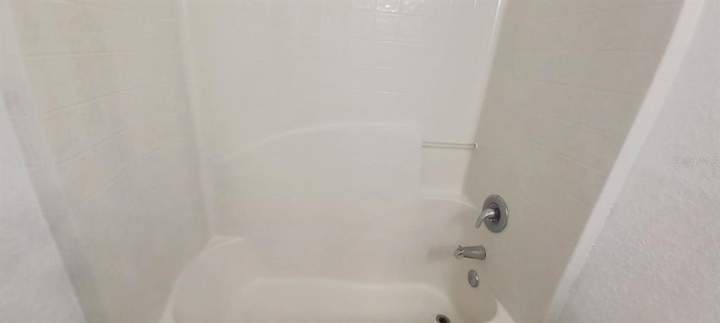 8799 Southwest 66th Avenue Ocala, FL 34476 - Photo 26 of 28 a close up of a bathtub