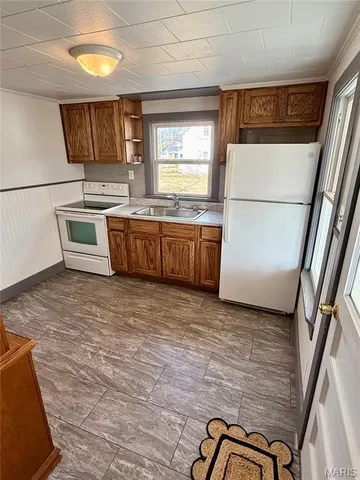 $154,900 | 504 1st Street, Evansville, IL 62242