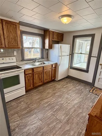 $154,900 | 504 1st Street, Evansville, IL 62242