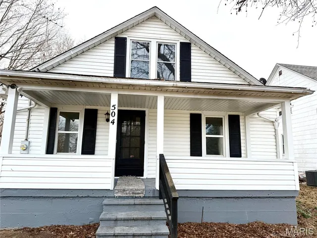 $154,900 | 504 1st Street, Evansville, IL 62242